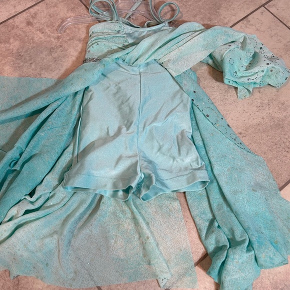 Lyrical dance costume - Picture 5 of 8